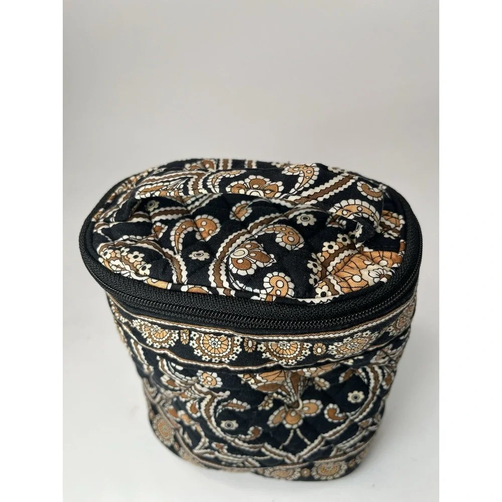 VERA BRADLEY Cool Keeper Zip Snack Lunch Top Handle Bag (CAFFE LATTE)